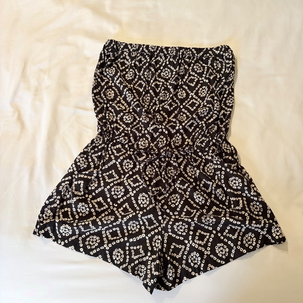 Angie Women Black White Geometric Diamond Print Strapless Romper Large Pockets